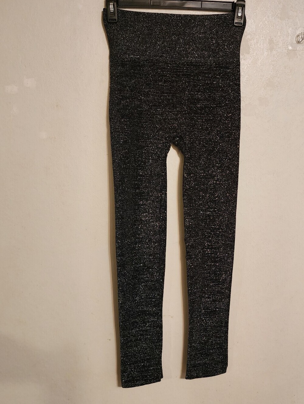 Maze Black and Silver Glitter Metallic High-Waisted Leggings Size L/XL NWOT